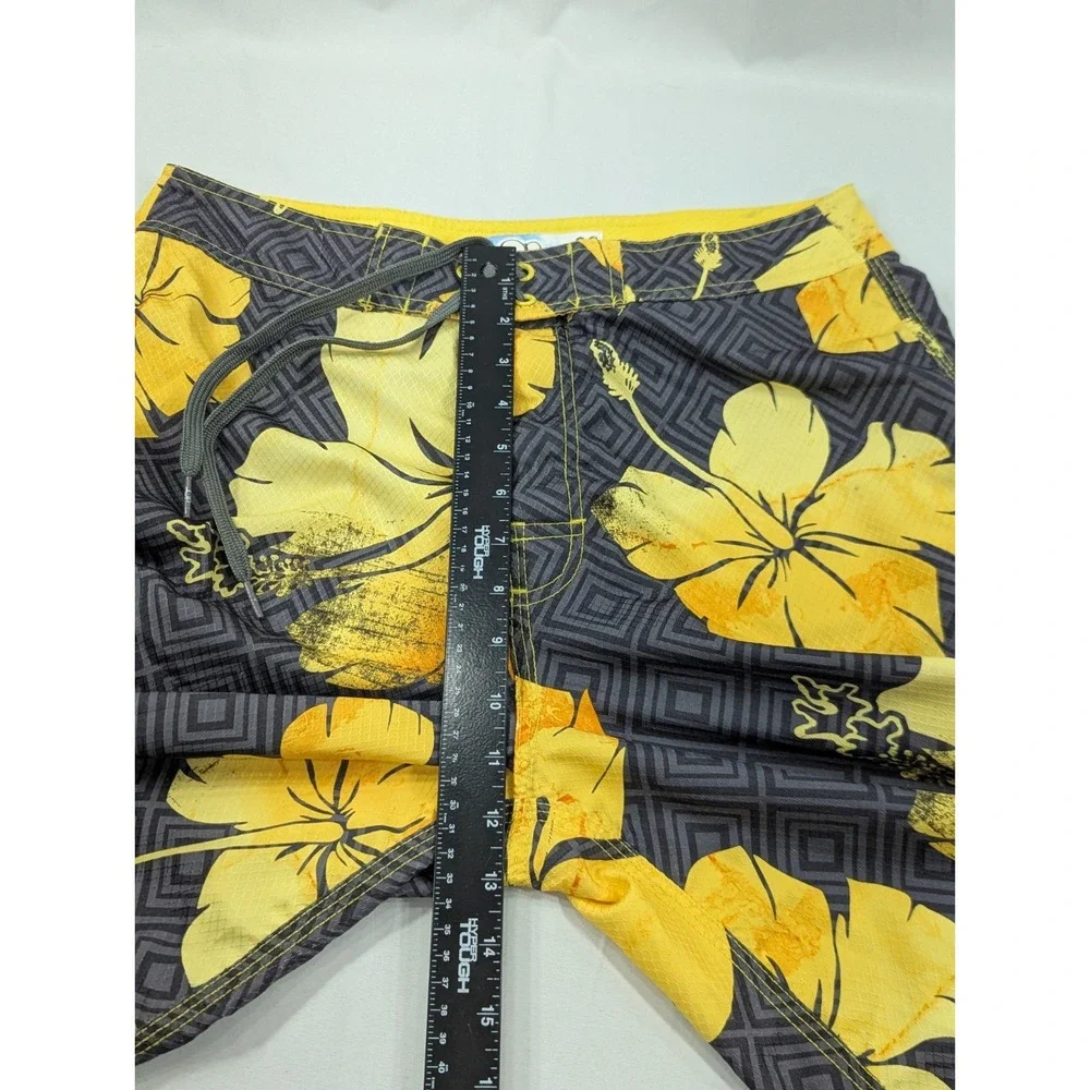 Ocean Pacific Mens Medium 32 Quick Dry Unlined Board Shorts Swim Trunks Tropical